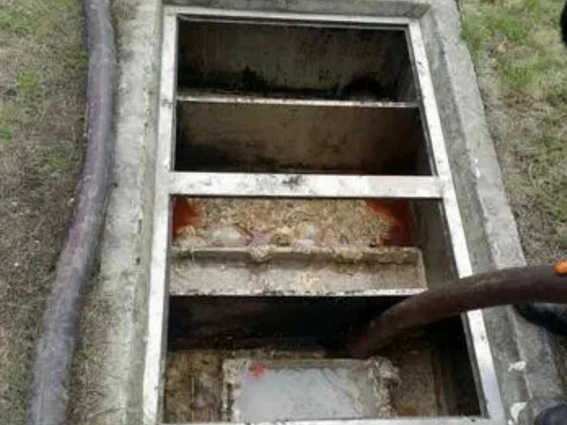 西畴隔油池清理